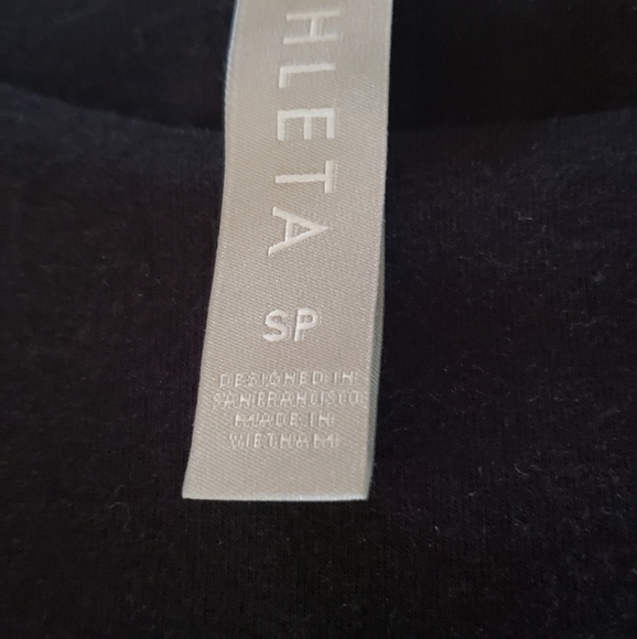 2 Adorable Athleta dresses. - Picture 1 of 6